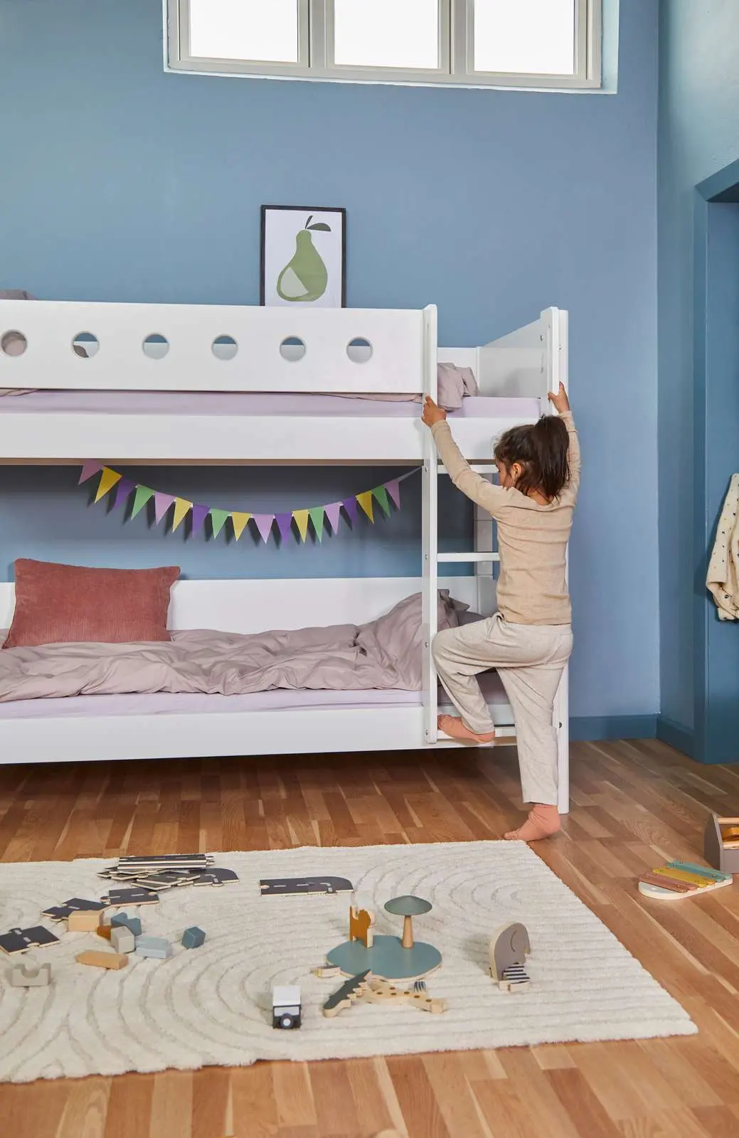 Bunk Bed 154 cm with Ladder and Safety Rail, 90x200 cm, White - Image 4