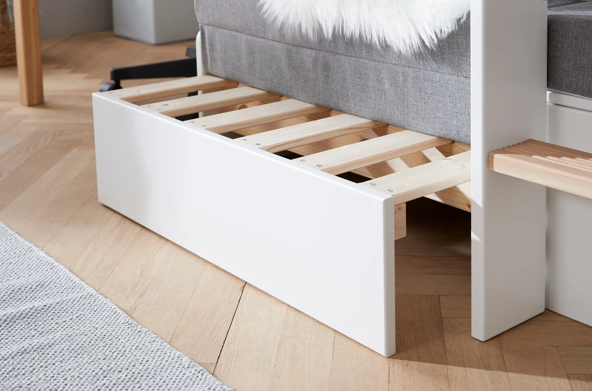 High Bed 184 cm with Sofa, Desk, Ladder and Safety Rail, 90x200 cm, White/Oak - Image 6