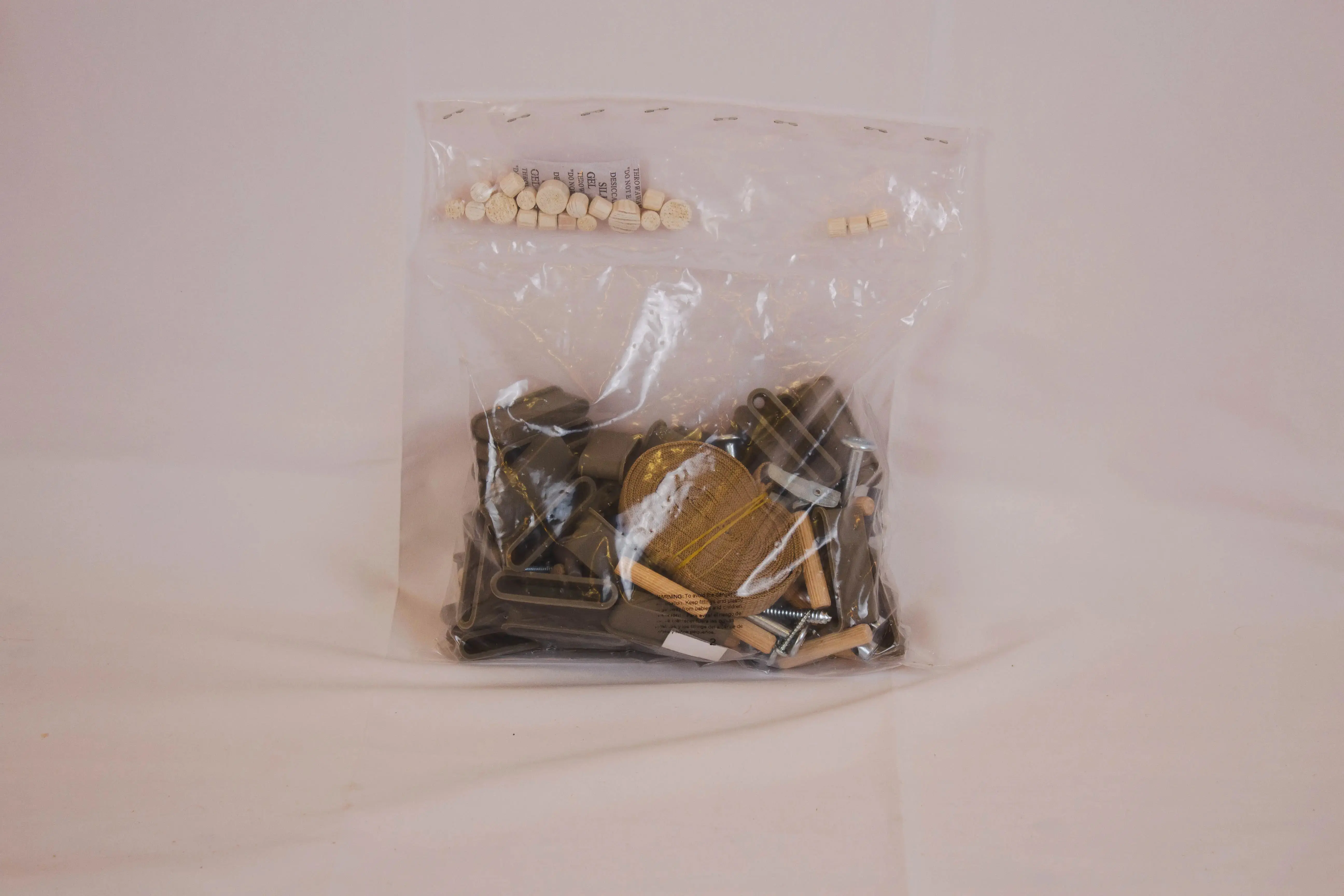 Classic Single Bed Fitting Bag – Raw - Image 2