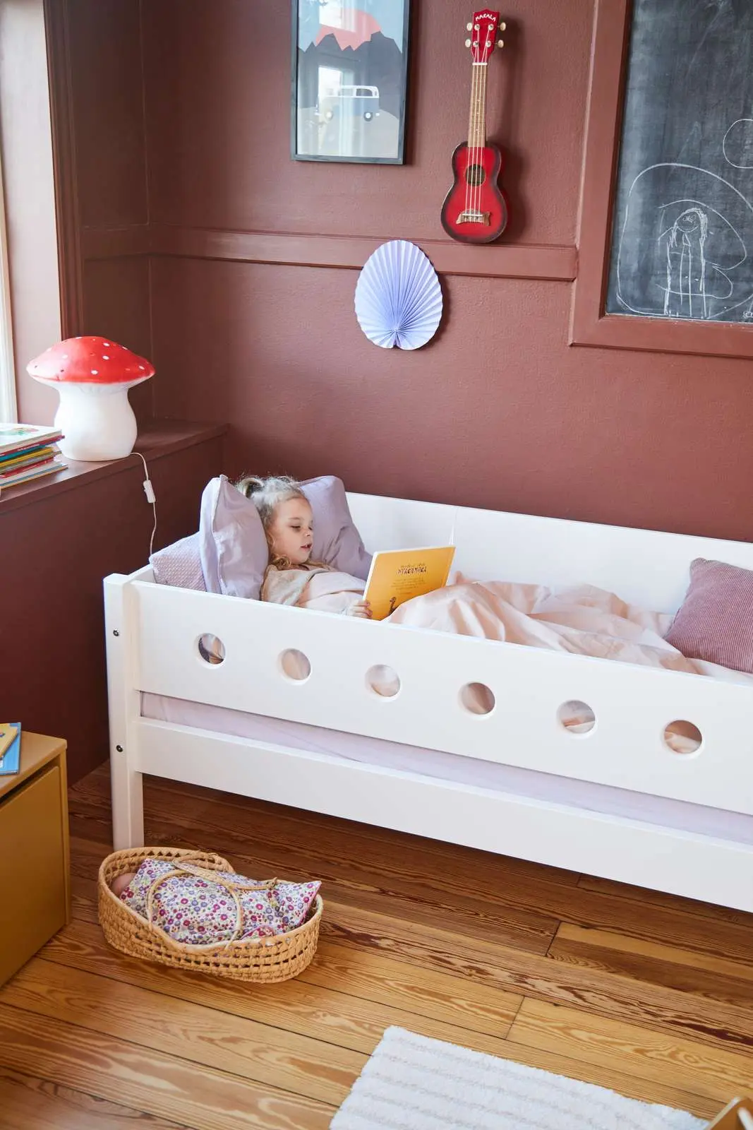 Single Bed with Safety Rail, 90x200 cm, White - Image 7
