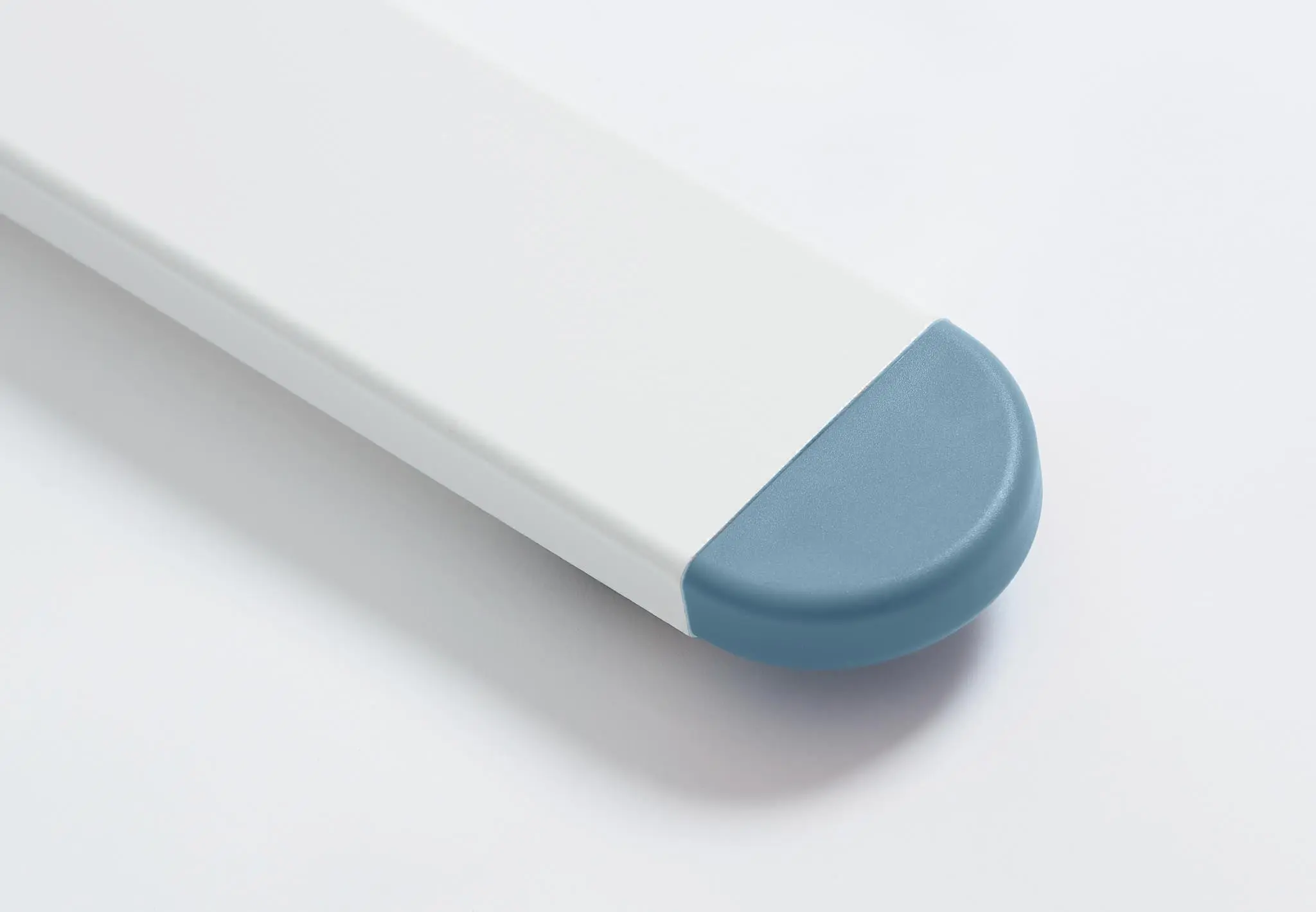Evo Study Desk – tilting desktop - Image 5