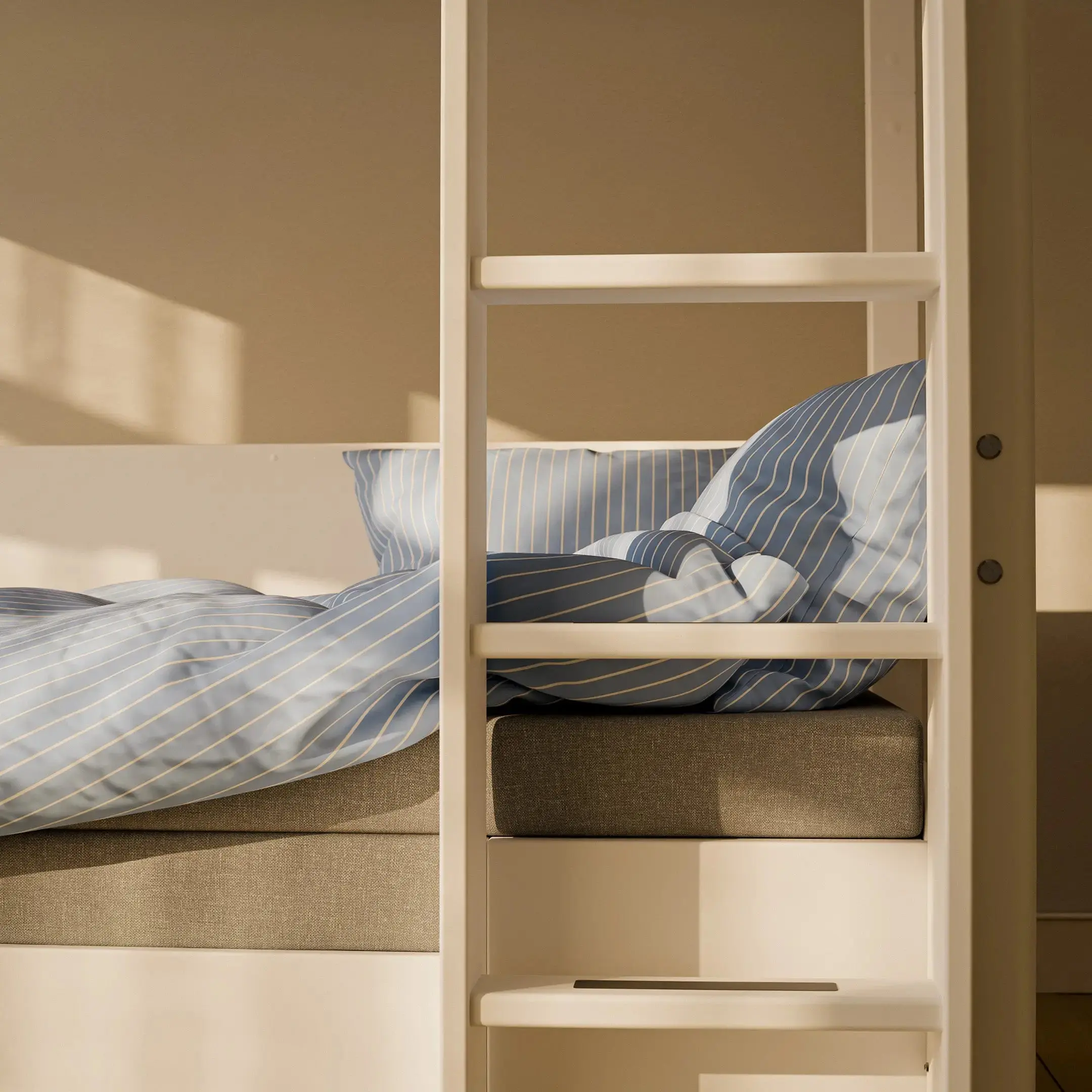 High bed with straight ladder, 90x200 cm, White - Image 8