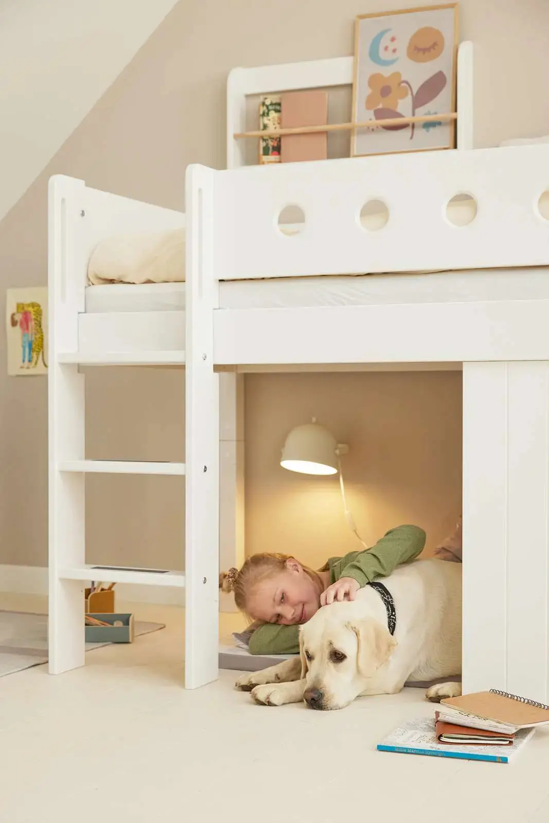 High Bed 120 cm with Treehouse, Ladder and Safety Rail, 90x200 cm, White - Image 5