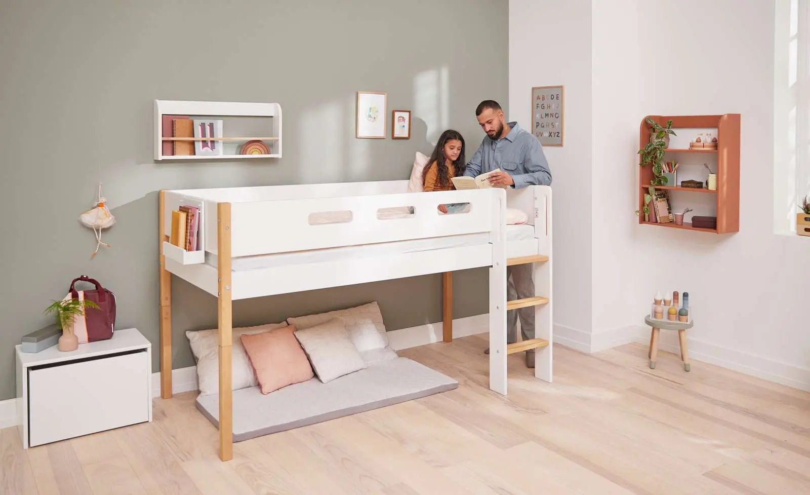 High Bed 120 cm with Ladder and Safety Rail, 90x200 cm, White/Oak - Image 2