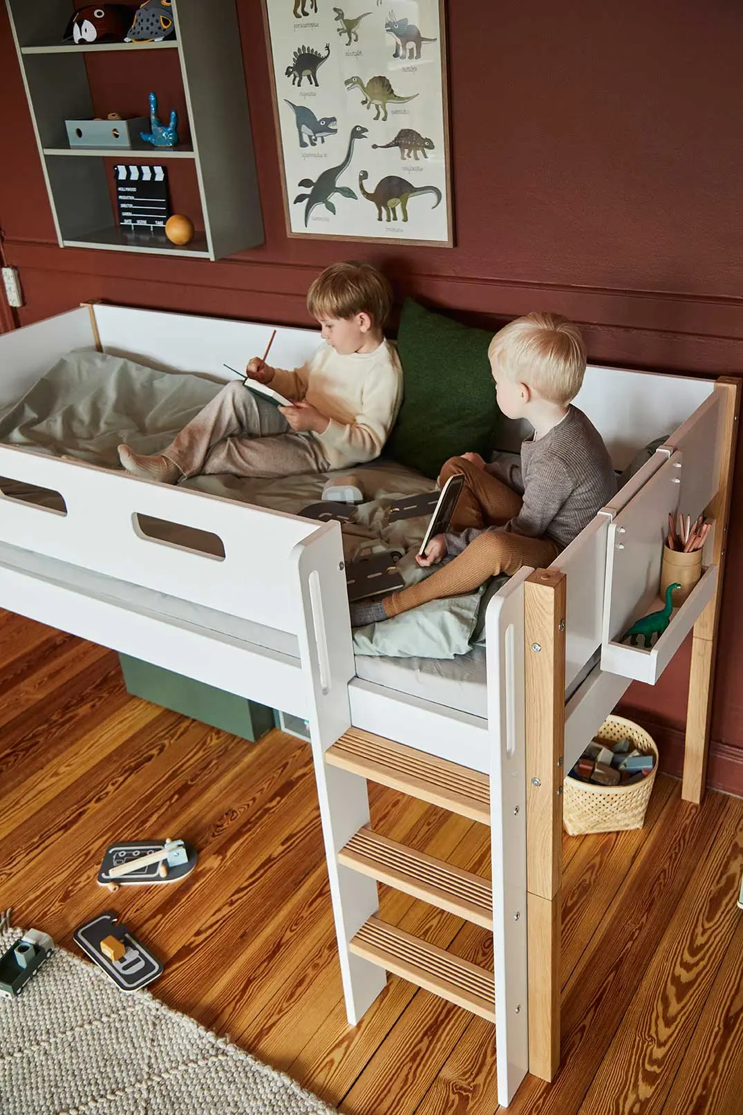 High Bed 120 cm with Ladder and Safety Rail, 90x200 cm, White/Oak - Image 4