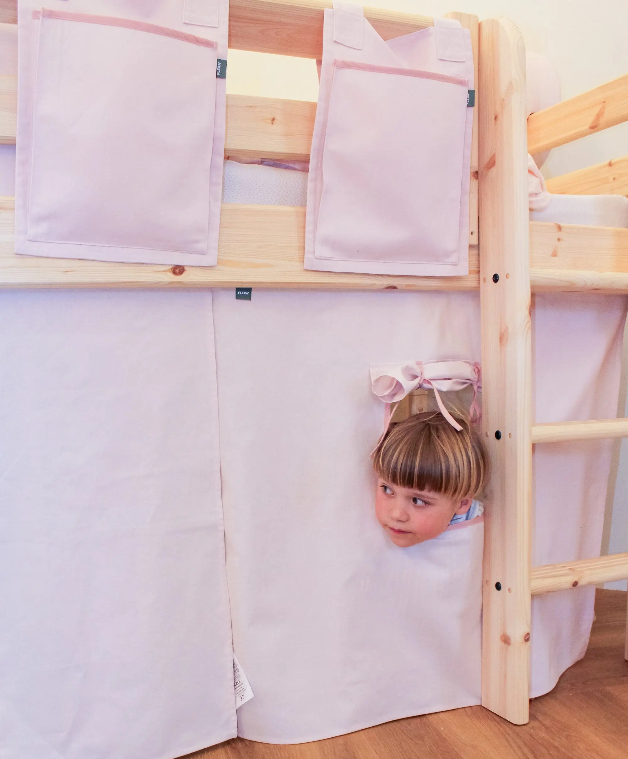 Play Curtain for Beds, Rose - Image 2