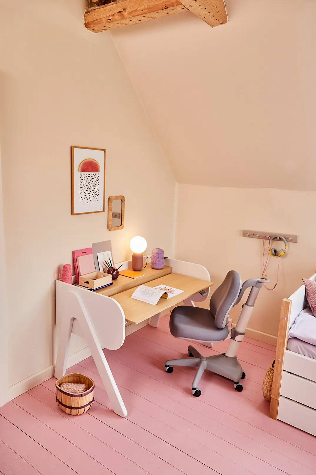 Verto study chair - Image 4